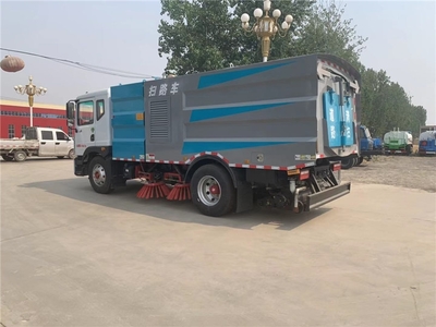 懷柔區(qū)東風(fēng)途逸清掃車采購(gòu)指南 如何找到性價(jià)比高的環(huán)衛(wèi)車供應(yīng)商