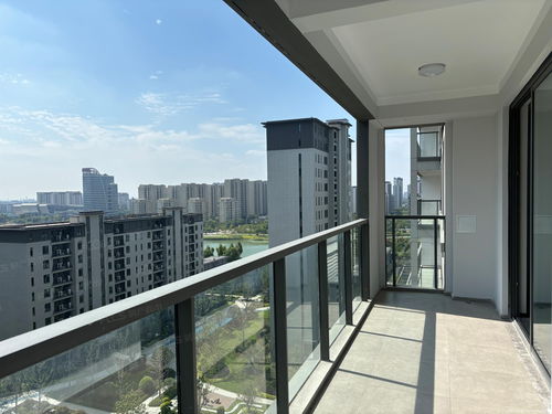 佳源璟湖灣4室2廳2衛高檔裝修整租，月租金4200元